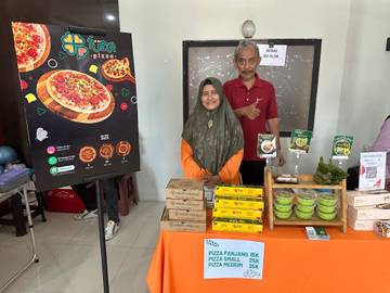 Fuzta Pizza Surabaya Meriahkan Bazar UMKM RRI Fest