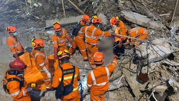 Evacuation Efforts Continue Through Eighth Day