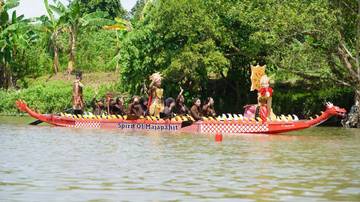 ​Dragon Boat Carnival Mojokerto Perkuat Wisata Budaya Bahari