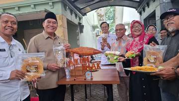 UMKM Surabaya Olah Bandeng Jadi Kuliner Unggulan Lokal