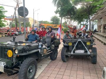 Libur Panjang, Wisata Jeep Kota Lama Ramai Pengunjung