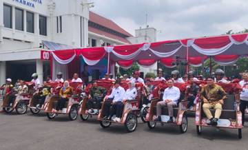 Pemkot Surabaya Salurkan 200 Becak Listrik Bantuan Presiden 