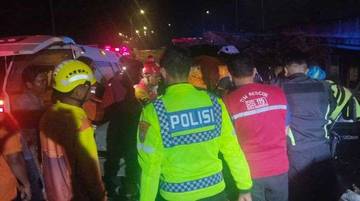 Kecelakaan Pikap di Tarik Tewaskan Pengemudi