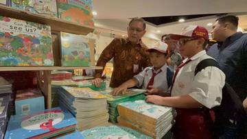 Ribuan Pecinta Buku 'Serbu' Pembukaan BBW Surabaya 2026