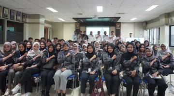 Mahasiswa Polines Belajar APBN di KPPN Surabaya II