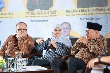 Khofifah Paparkan Creative Financing Perkuat Kemandirian Fiskal Daerah