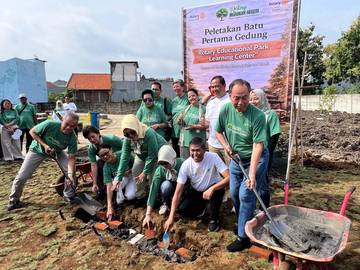 Rotary District Bangun Rotary Educational-Park Berbasis Global Grant