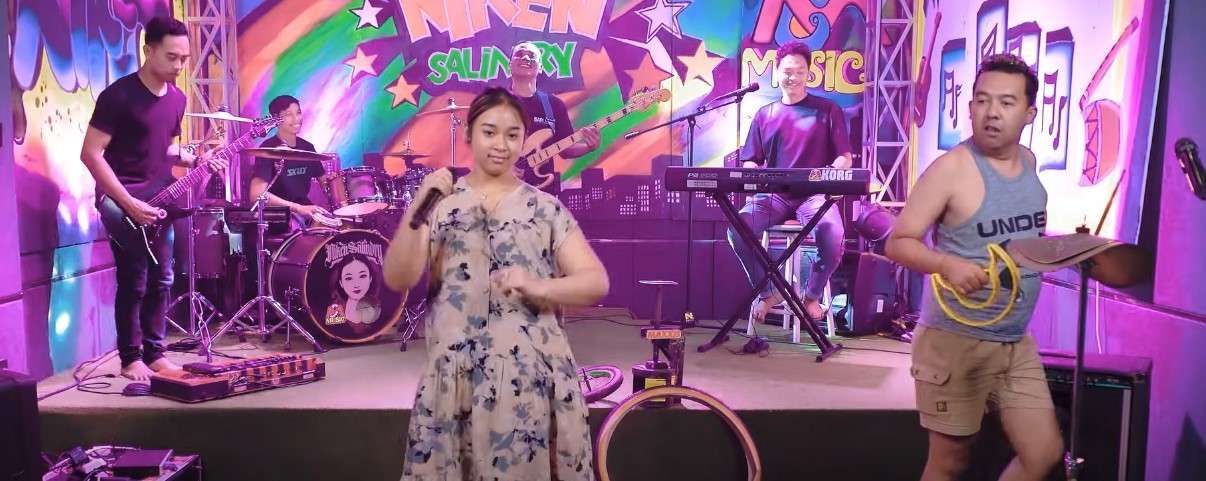Lirik Lagu Tambal Ban Niken Salindry Jadul Viral