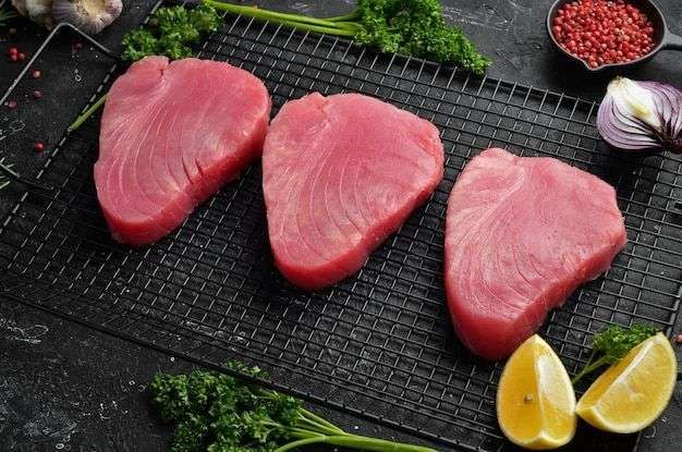 Trik Jitu Tuna Segar Tanpa Bau Amis 