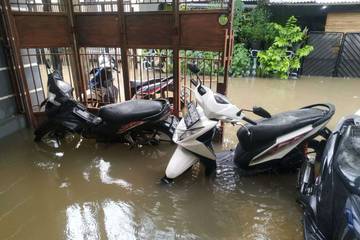 Motor Terendam Banjir, Tips yang Bisa Dilakukan