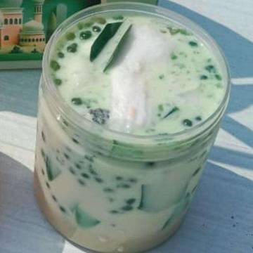 Buko Pandan: Pilihan Segar dan Sehat  Buka Puasa