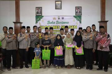 Berkah Ramadan, Kapolres Sragen Santuni Anak Yatim-Dhuafa di Somomorodukuh