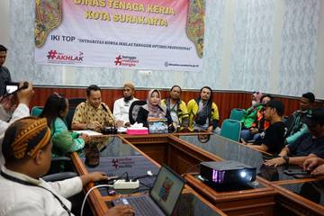 Wali Kota Solo Siap Fasilitasi Pencairan THR-BHR Bagi Pekerja
