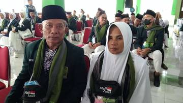 Solikhin, Tukang Pijat Berangkat Haji Setelah 30 Tahun Menabung