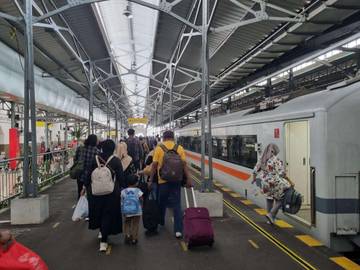 ​Sebanyak 277.527  Orang Gunakan KA Jarak Jauh