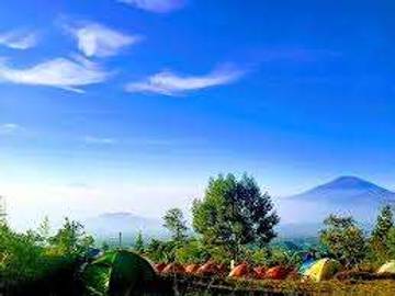 Menikmati Eloknya Gunung Ungaran via Jalur Mawar 