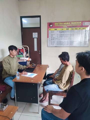 Polisi Bekuk Dua Pengedar Sabu di-Mess Perusahaan Kartasura