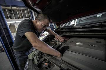 Kapur Barus Bisa Rusak AC Mobil ?