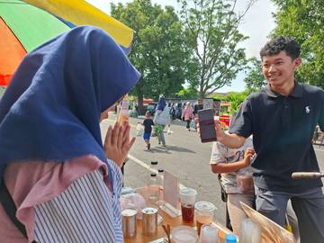 Pedagang CFD Colomadu Manfaatkan QRIS Tingkatkan Daya Saing