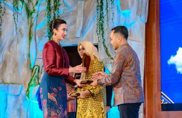 Respati Raih Most Inspiring Tourism Leader Kemenpar