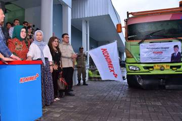 Bupati Dampingi Mendag Lepas Ekspor Produk PT Konimex 
