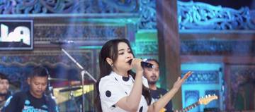 Lirik Lagu Semakin Menyala "Tega" Adella Tasya Rosmala