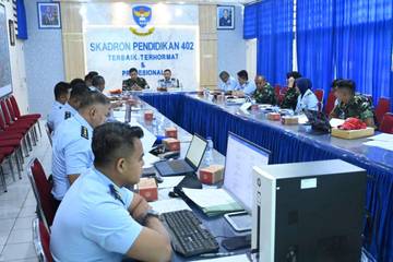 Kalabinkur-Disdikau Pimpin Rapat Pokja Revisi Kurikulum Semaba PK dan Semata PK 