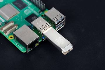 Raspberry Pi Luncurkan USB Flash Drive