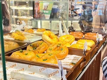 Bagel, Roti Klasik dari Amerika ke Surakarta