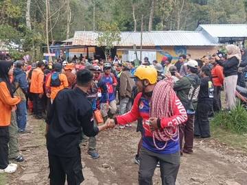 Pencarian Hari Ke-13 Nihil, Operasi SAR Bukit Mongkrang Dihentikan