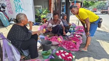 Ruwahan, Harga Bunga Tabur di Solo Tembus Rp600 Ribu