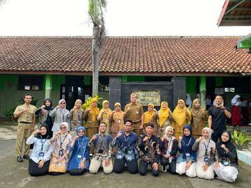Mahasiswa Geografi UMS Inisiasi Program Mengajar Desa