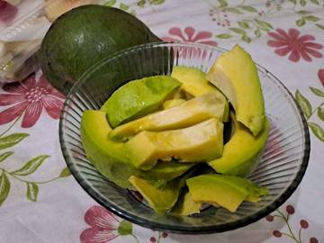 Manfaat Buah Alpukat untuk Kesehatan Tubuh