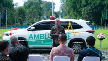 ​UNS Terima Hibah Satu  Ambulans dari Bank-Syariah Indonesia