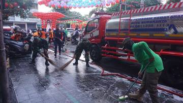 Dandim 0735/Surakarta Pimpin Aksi Pembersihan Sungai dan Pasar-Tradisional 