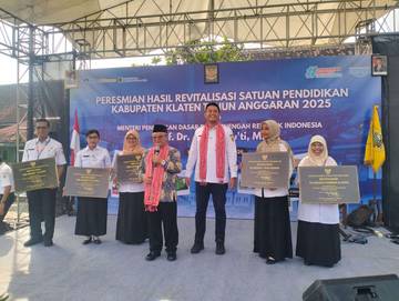 Menteri Pendidikan Abdul Mu'ti Resmikan Hasil Revitalisasi Sekolah 