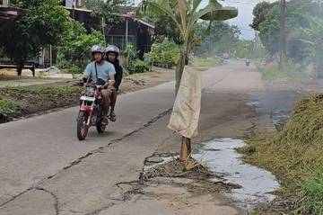 DPU Sragen Tambal Kubangan Jalan Ruas Jati-Sumberlawang
