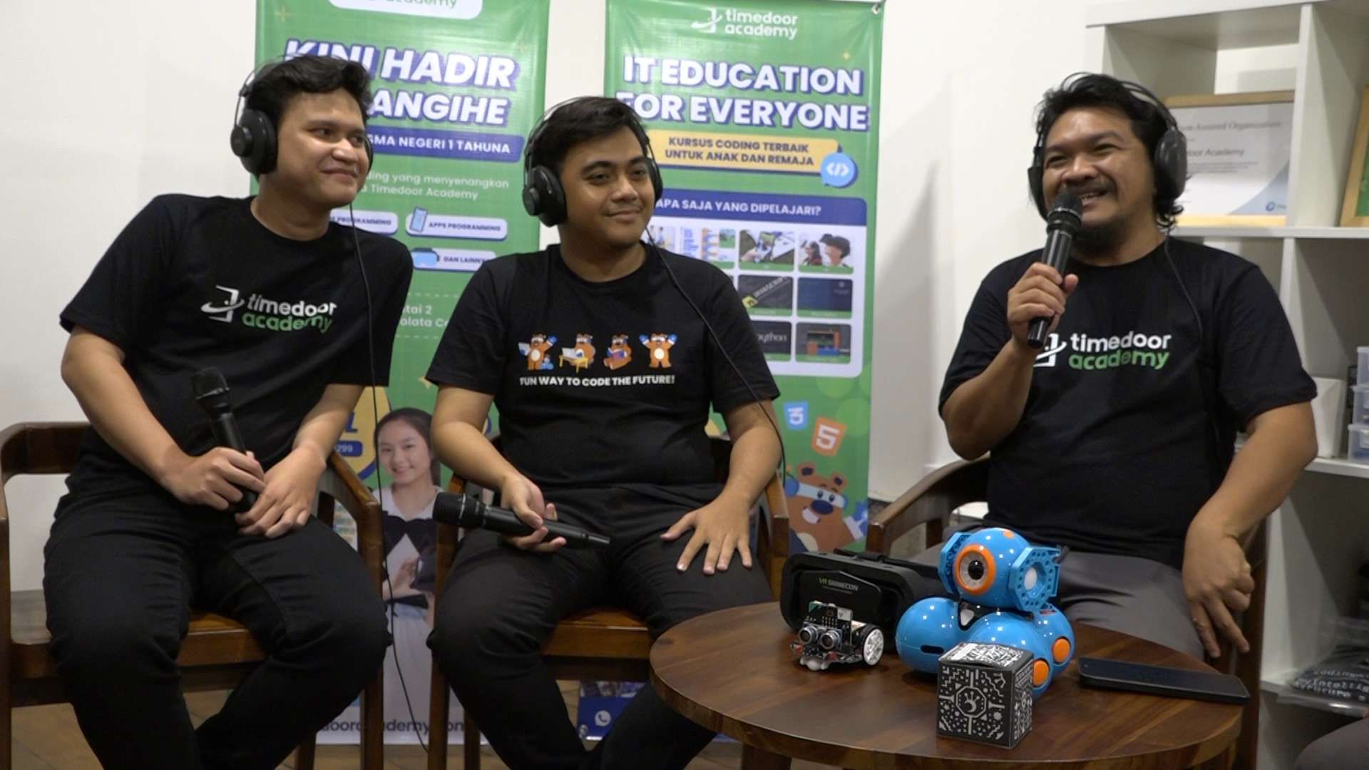 Sakaeng Solata Campus Launching Program Timedoor Academy - RRI.co.id