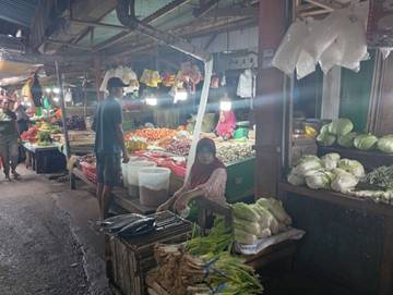 Menjelang Bulan Suci Ramadhan Harga Tomat dan Cabe di Tahuna Naik