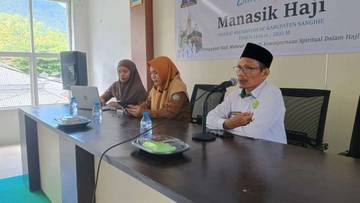 Jemaah Calon Haji Asal Sangihe Mengikuti Manasik Haji