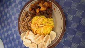 Makan Nasi Kuning di Pagi Hari, Tingkatkan Vitalitas Tubuh