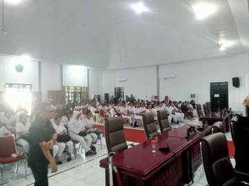 DPRD Gelar RDP Sikapi Aspirasi Ratusan Nakes