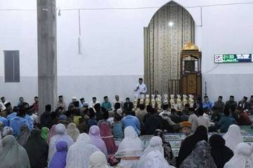Peringati Nuzulul Quran di Masjid Al-Qawi