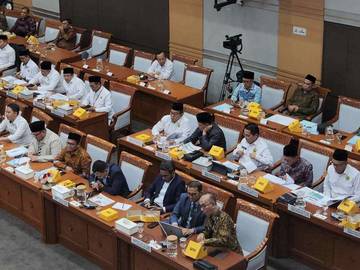Persiapan Haji, Kakanwil Kemenag Aceh RDP Dengan DPR RI