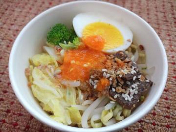 Cuaca Dingin, Ramen Jadi Jajanan Favorit Anak Muda