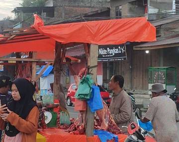H-1 Idul Adha, Harga Daging di Pasar Naik