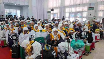 1.957 Jemaah Haji Aceh Kembali ke Tanah Air