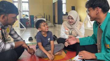 Mahasiswa USK Gerakan Budaya Literasi di Kampung Godang