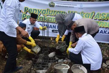Peletakan Batu Pertama Pembangunan MIS Blang Rakal 