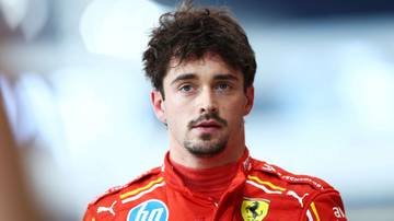 Leclerc Tolak Bahas Tudingan Russell Soal Aksi Ferrari